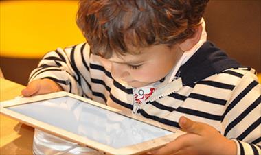 /zonadigital/nino-de-11-anos-gasta-mas-de-7-500-dolares-jugando-con-el-ipad-de-sus-padres/47140.html