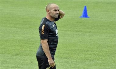 /deportes/destituyen-a-paco-jemez-del-granada/33868.html