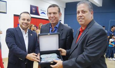 /deportes/panama-y-paraguay-estrechan-relaciones-futbolisticas/13500.html