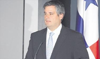 /vidasocial/ferrufino-confirma-aspiraciones-a-la-presidencia-de-papadimitriu/15615.html
