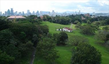 /vidasocial/cierran-el-parque-omar-por-fumigacion/21129.html