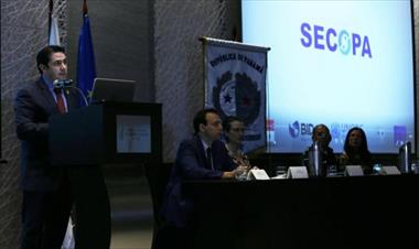 /vidasocial/inauguran-taller-para-fortalecer-la-policia-comunitaria-de-panama/81550.html