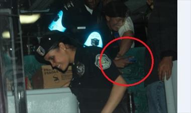 /vidasocial/policia-femenina-fans-de-iniesta-/17448.html