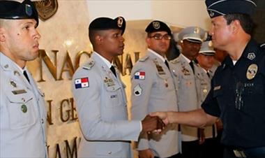 /vidasocial/en-la-escuela-de-carabineros-de-chile-se-graduan-policias-panamenos/71831.html