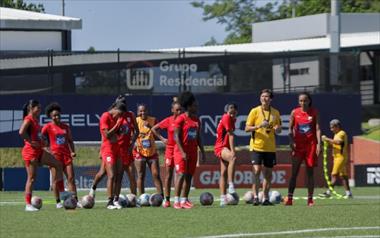 /deportes/panama-femenina-grupo-completo-para-enfrentarse-a-venezuela/105518.html