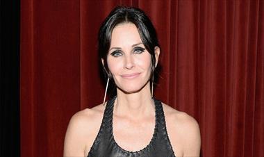 /cine/courteney-cox-fue-la-primera-en-decir-period-en-la-television-estadounidense/78255.html