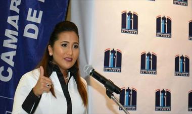 /vidasocial/por-primera-vez-una-mujer-presidira-la-camara-maritima-de-panama/77475.html