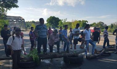 /vidasocial/habitantes-de-baru-protestan-para-que-se-reactive-la-bananera/47179.html