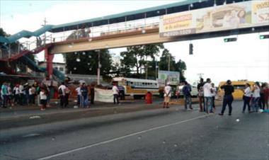 /vidasocial/protesta-en-varios-puntos-de-panama-oeste-por-muerte-de-demetria-de-asprilla/51373.html