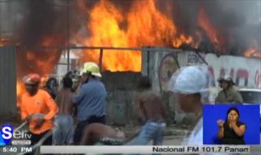 /vidasocial/se-incendio-una-residencia-en-san-miguelito/49998.html