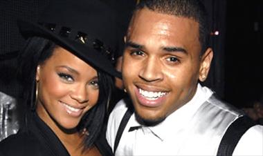 /vidasocial/-rihanna-se-reconcilio-de-chris-brown-/12836.html