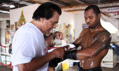 /deportes/roberto-manos-de-piedra-duran-cree-que-mosley-tiene-todo-para-ganar-su-proxima-pelea/31350.html