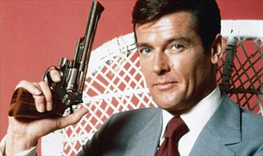 /cine/muere-roger-moore-uno-de-los-james-bond-mas-queridos/52237.html