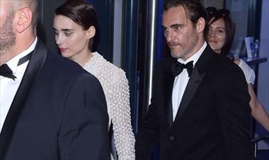 /vidasocial/rooney-mara-y-joaquin-phoenix-confirman-su-relacion/52787.html