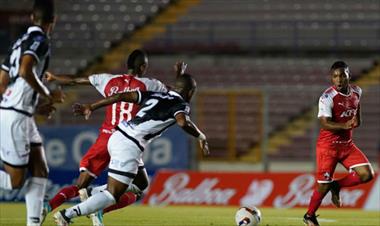/deportes/san-francisco-resulta-ganador-en-inicio-de-la-liga-panamena-de-futbol/79812.html
