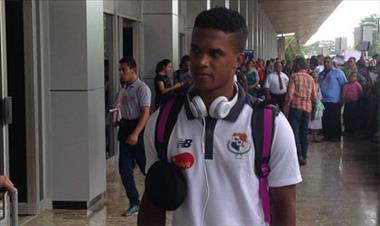 /deportes/seleccion-de-futbol-llego-a-san-salvador/35522.html