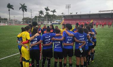 /deportes/panamenas-entrenan-para-clasificatoria-femenina-concacaf-2018/80305.html