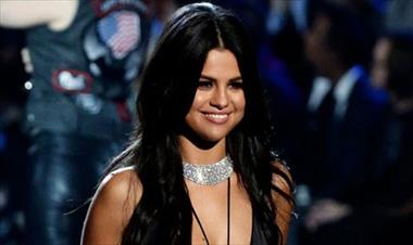 /musica/selena-gomez-fue-ingresada-en-un-centro-de-tratamiento/82557.html