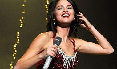 /vidasocial/selena-gomez-cada-vez-mas-delgada-/12232.html