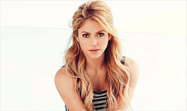 /vidasocial/shakira-protagoniza-la-portada-de-harper-s-bazaar-con-minusculo-vestido/59472.html