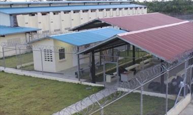 /vidasocial/torres-asegura-que-el-ministerio-de-seguridad-debe-encargarse-del-sistema-penitenciario/39411.html