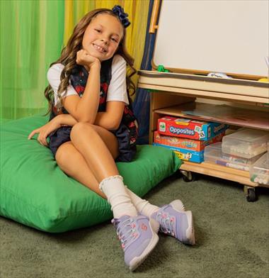 /spotfashion/consejos-para-elegir-los-zapatos-ideales-para-el-regreso-a-clases-con-skechers/105366.html