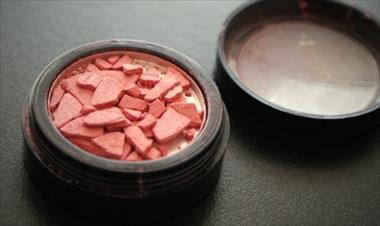 /spotfashion/trucos-como-reparar-una-sombra-quebrada-/15980.html