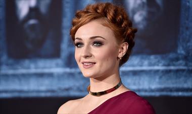 /cine/sophie-turner-confiesa-que-consiguio-un-papel-gracias-a-sus-seguidores-en-redes-sociales/59427.html