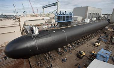 /vidasocial/submarino-nuclear-sorprende-a-los-panamenos-en-su-paso-por-el-canal/48580.html