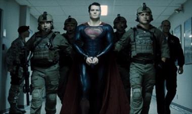 /cine/nuevo-clip-de-man-of-steel/20449.html