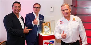 /vidasocial/terpel-y-totalenergies-firman-alianza-estrategica-para-fortalecer-el-mercado-panameno-de-lubricantes/105161.html
