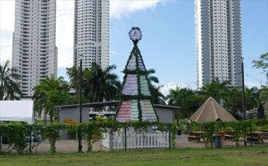 /vidasocial/tetra-pak-inaugura-en-panama-arbol-de-navidad-creado-con-miles-de-envases-usados/93189.html