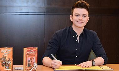 /cine/chris-colfer-llevara-su-libro-the-land-of-stories-a-la-gran-pantalla/54389.html