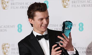 /cine/bafta-2017-el-nuevo-spider-man-se-llevo-el-premio-a-estrella-revelacion-/41945.html