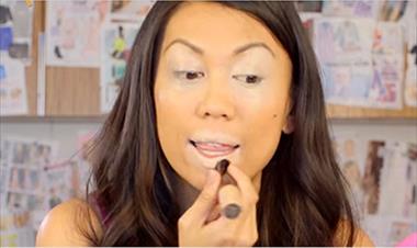 /spotfashion/el-tutorial-de-maquillaje-que-se-hace-viral-gracias-a-donald-trump/40157.html