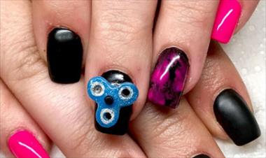 /spotfashion/formas-increibles-de-usar-los-fidget-spinner-en-el-maquillaje/54096.html