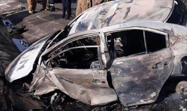 /vidasocial/mujer-se-salvo-de-morir-calcinada-al-incendiarse-su-vehiculo/41746.html
