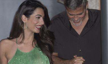 /spotfashion/asi-se-viste-amal-clooney-para-una-cita-romantica/61311.html