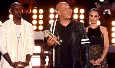 /vidasocial/vin-diesel-recordo-a-paul-walker-mientras-recibia-premio-en-los-mtv-movie-awards/50551.html