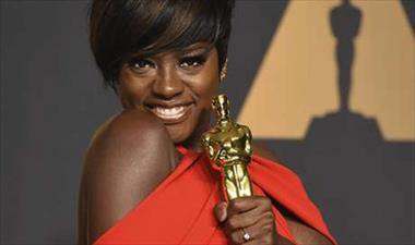 /cine/oscar-2017-viola-davis-conmueve-al-publico-con-su-discurso-de-aceptacion/43379.html