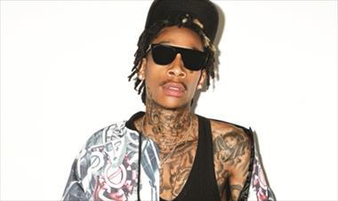 /vidasocial/wiz-khalifa-visito-la-tumba-de-pablo-escobar/46397.html