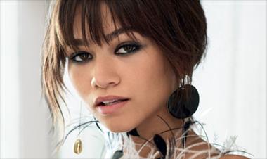 /vidasocial/zendaya-protagonizo-por-primera-vez-portada-de-vogue/54687.html