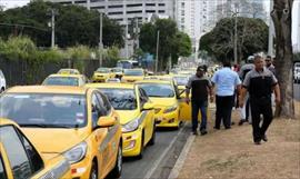 Taxistas le sacarn provecho a la tecnologa