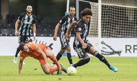 FC Cartagena se hace con los servicios del panameo Carrasquilla