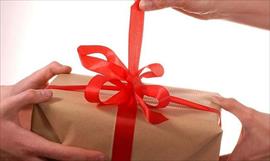 Tips que debes saber para participar en un intercambio de regalos