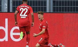 Bayern Mnich y Borussia Dortmund marcan en regreso de la Bundesliga