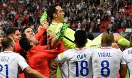 El baln de oro fue para Draxler y mejor portero fue para el chileno Claudio Bravo