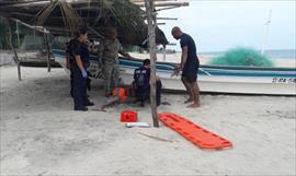 Realizan operativo de limpieza en los manglares de playa Santa Clara