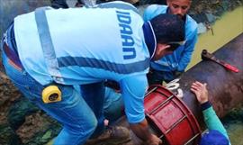 Producto de un choque termin en un barranco