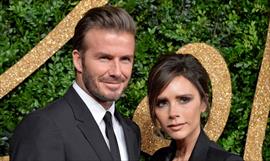 David Beckham se defiende ante críticas por besar a su hija en la boca